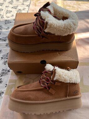 Ugg Neumel Boot With Checkered Laces And Fleece Lining (Chestnut)